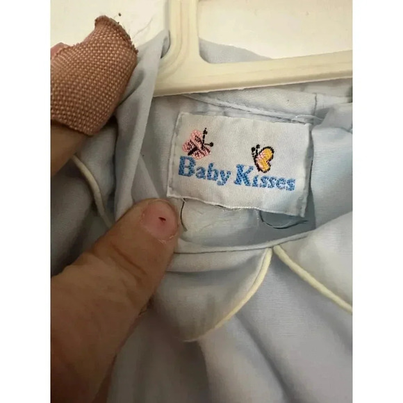 Baby Kisses Kid's Girl Off White Short Sleeve Collared One Piece Romper Size 6/9 - Picture 4 of 5